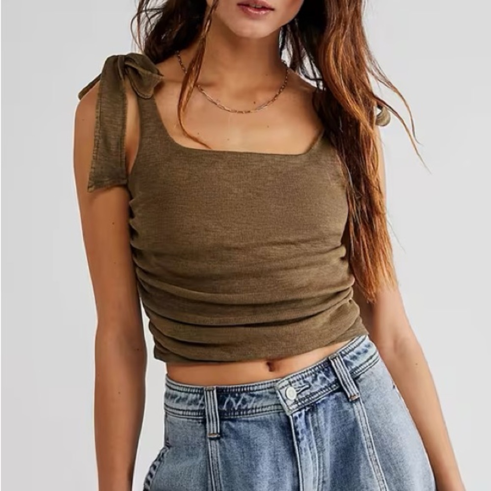 Free People Boulevard Tank in Oregano, Sz L